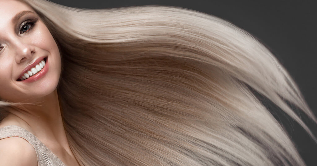 Naravna dolga blond lasulja